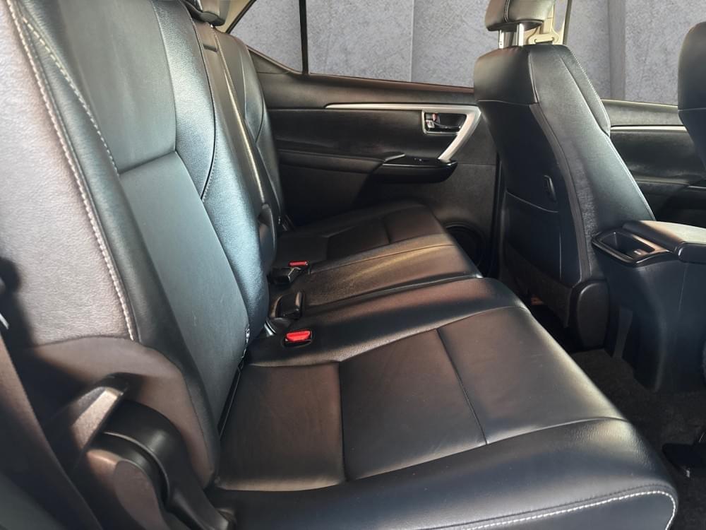 Toyota Fortuner 2.4 Gd-6 4X4 At