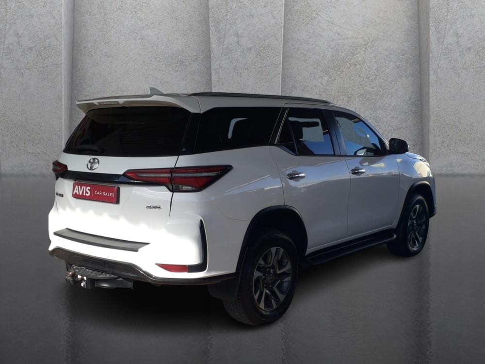 Toyota Fortuner 2.4 Gd-6 4X4 At