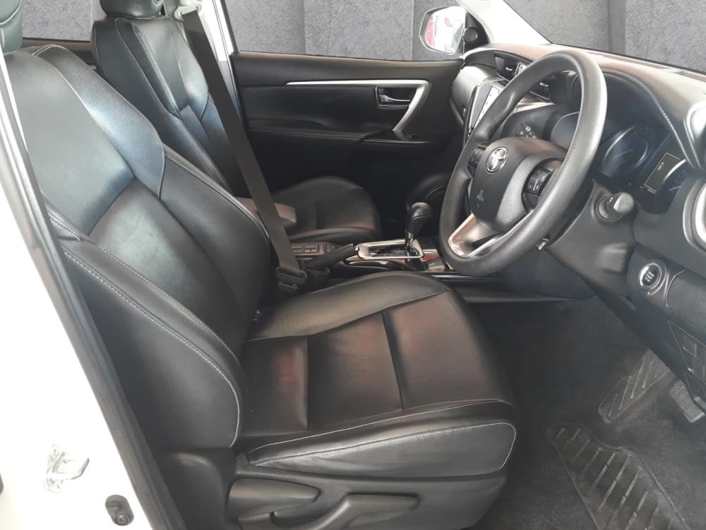Toyota Fortuner 2.4 Gd-6 4X4 At
