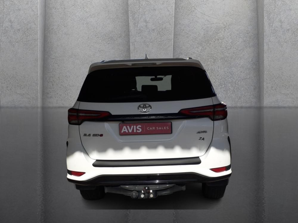 Toyota Fortuner 2.4 Gd-6 4X4 At