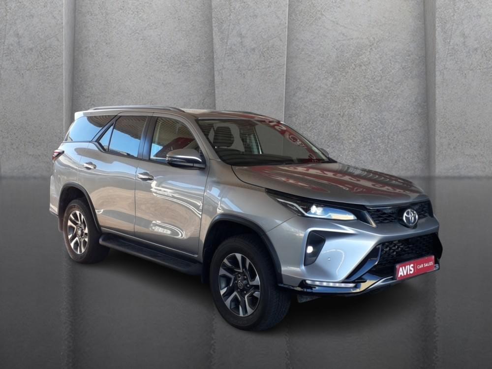 Toyota Fortuner 2.4 Gd-6 4X4 At