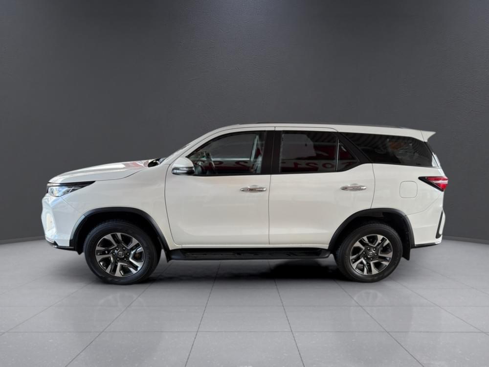 Toyota Fortuner 2.4 Gd-6 4X4 6At