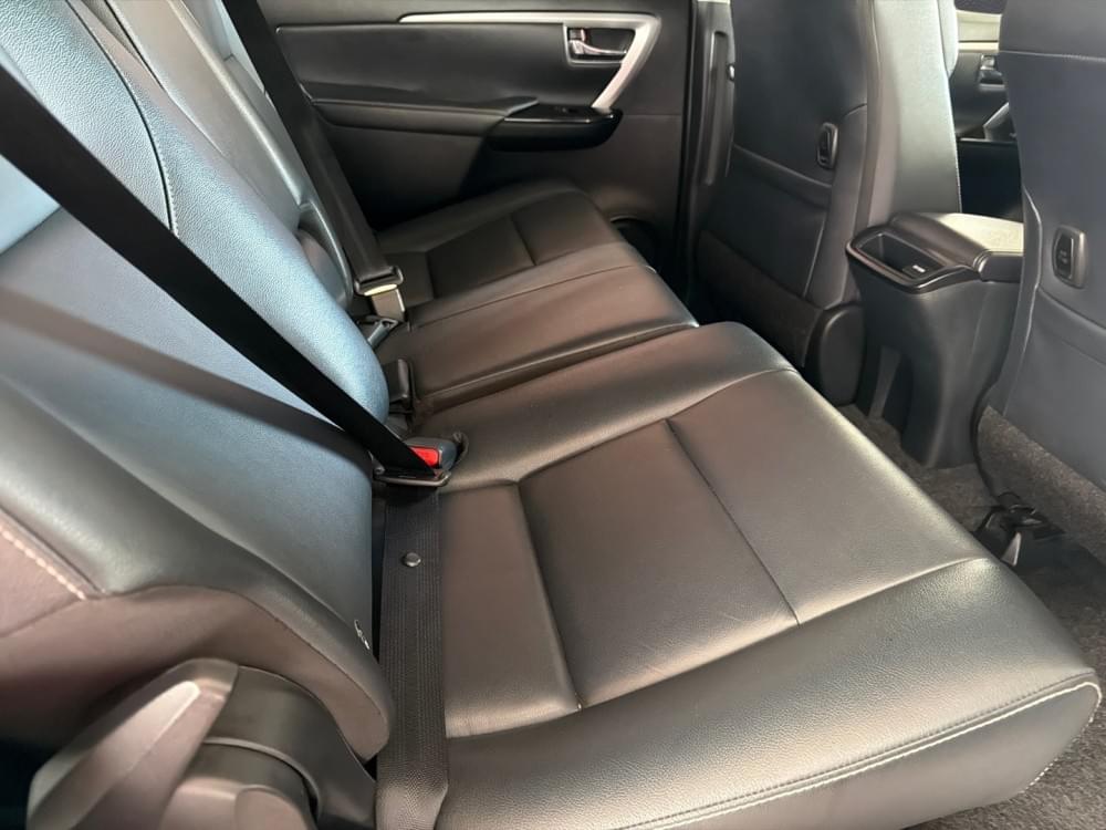 Toyota Fortuner 2.4 Gd-6 4X4 6At