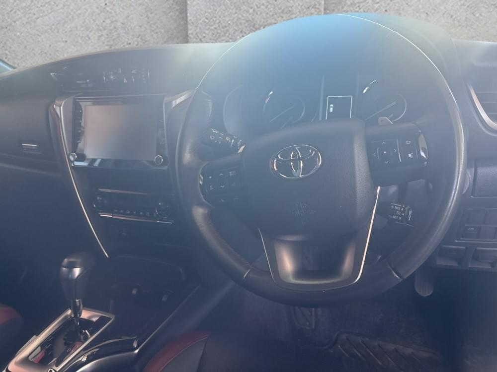 Toyota Fortuner 2.8 Gd-6 Rb At