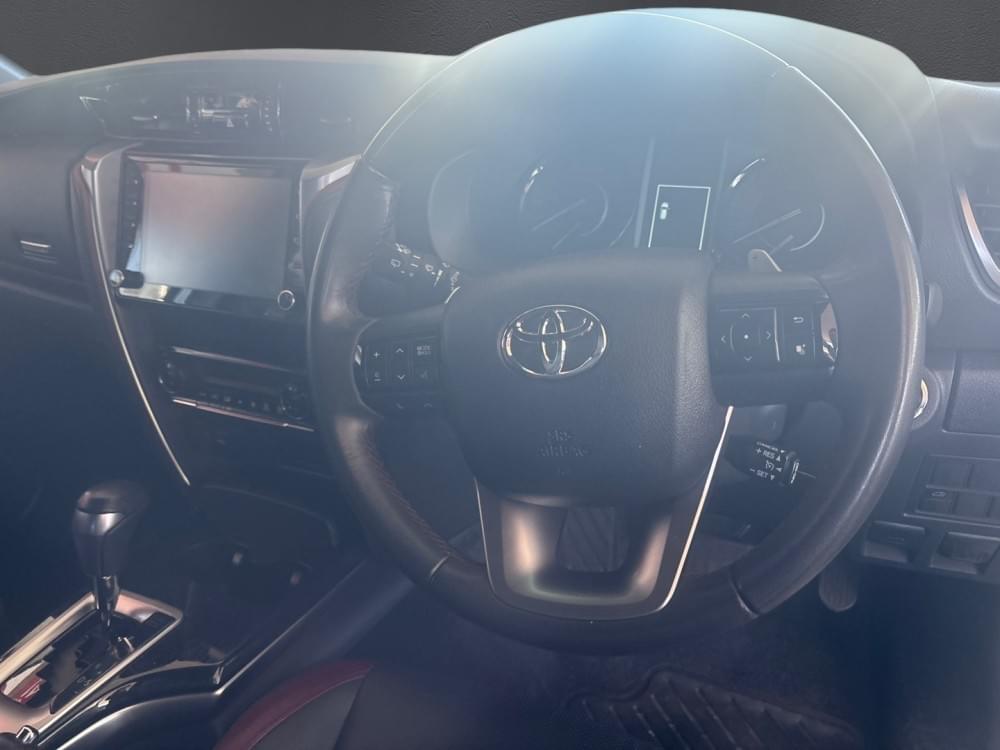 Toyota N/A 2.8 Gd-6 Rb At