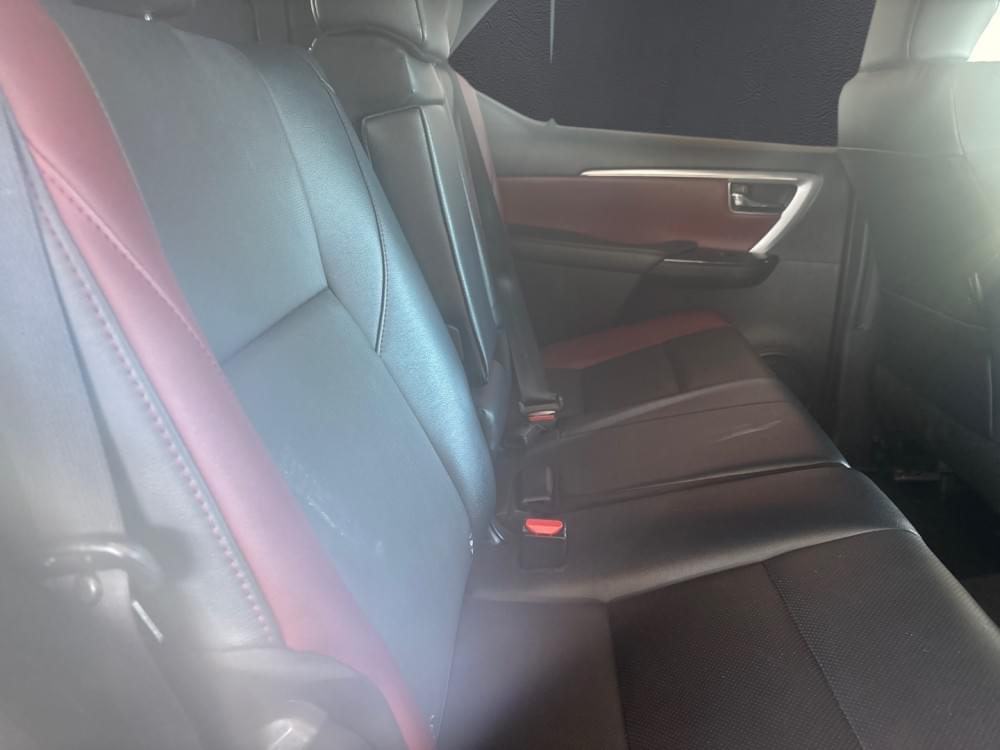 Toyota N/A 2.8 Gd-6 Rb At