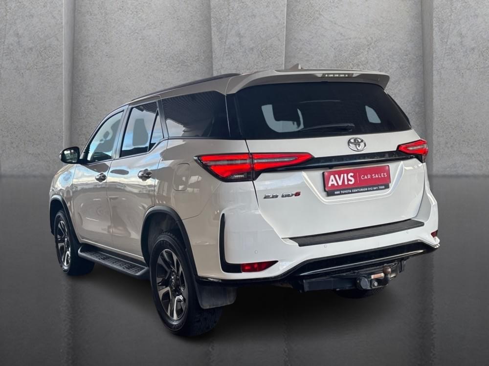 Toyota Fortuner 2.8 Gd-6 Rb At