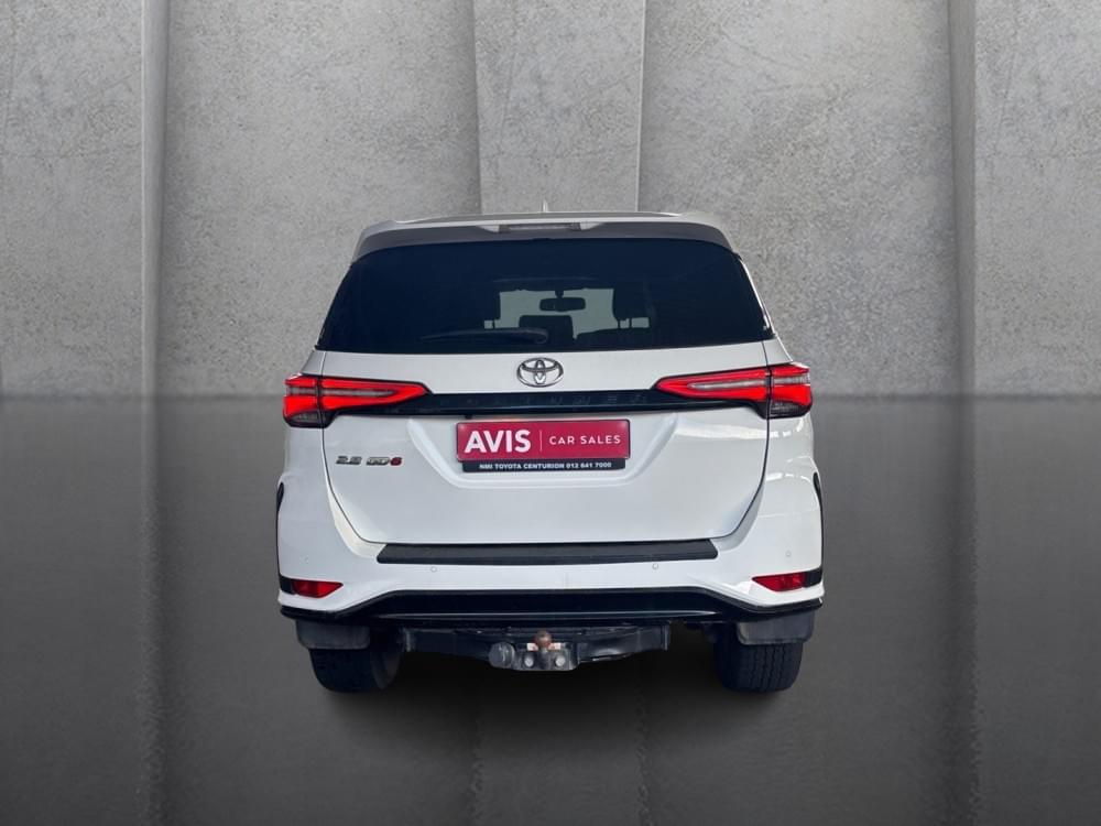 Toyota Fortuner 2.8 Gd-6 Rb At
