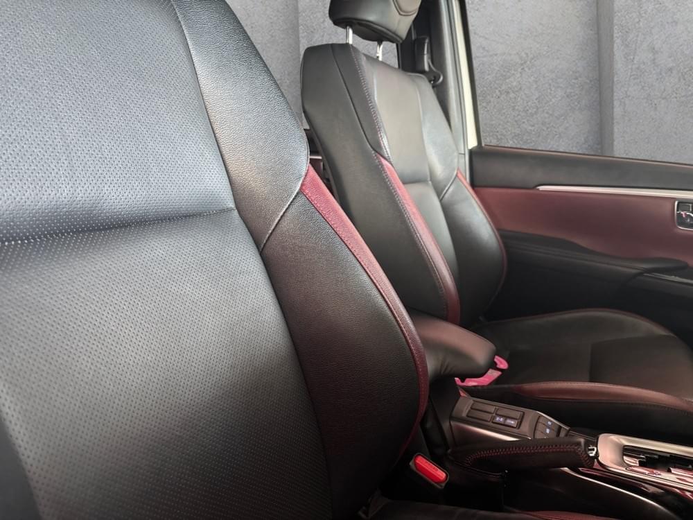 Toyota Fortuner 2.8 Gd-6 Rb At