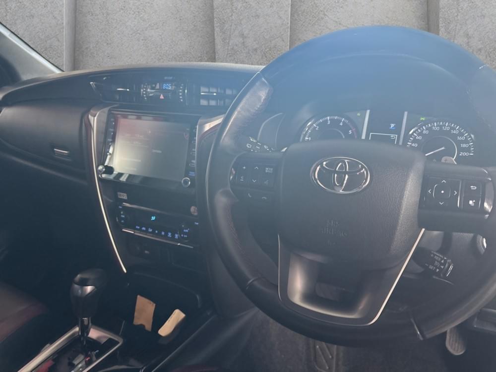 Toyota Fortuner 2.8 Gd-6 Rb At