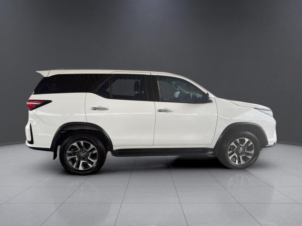 Toyota Fortuner 2.8 Gd-6 Rb At