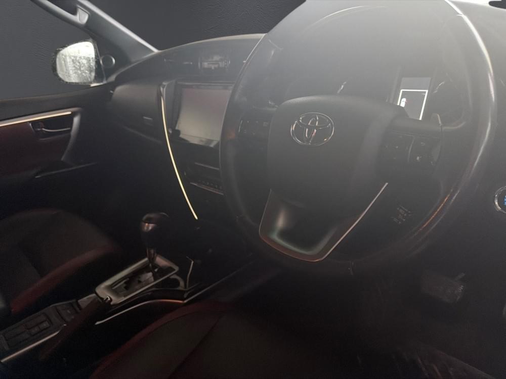Toyota Fortuner 2.8 Gd-6 Rb At