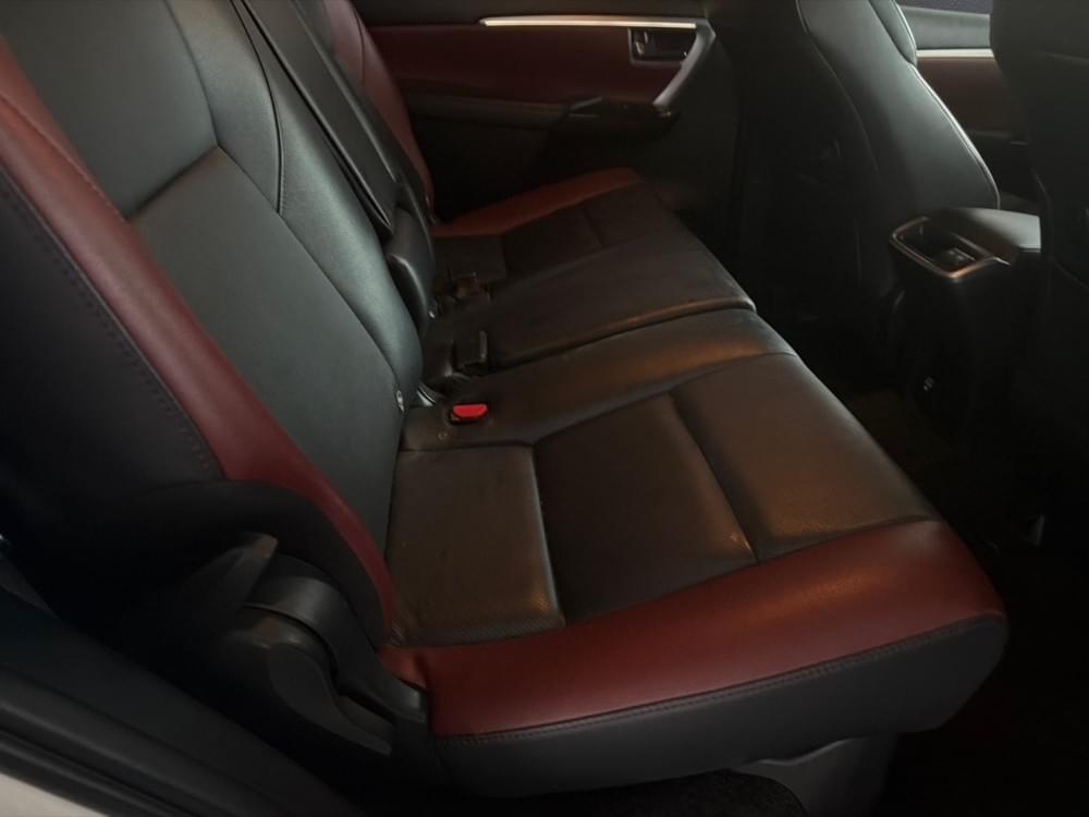 Toyota Fortuner 2.8 Gd-6 Rb At