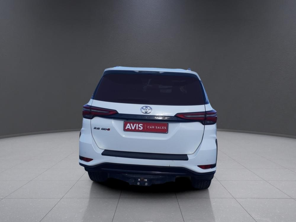Toyota Fortuner 2.8 Gd-6 Rb At