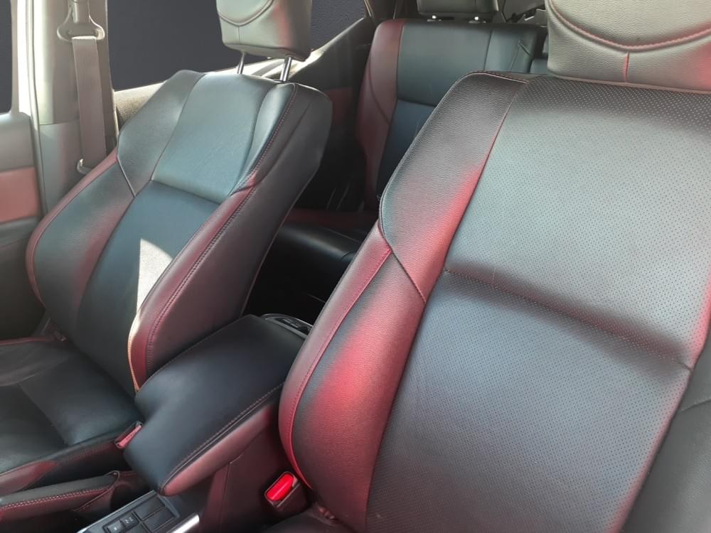 Toyota Fortuner 2.8 Gd-6 Rb At