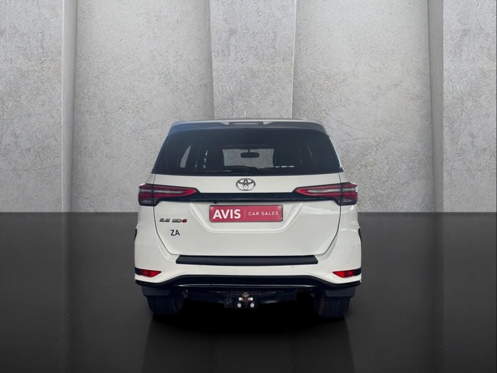 Toyota Fortuner 2.8 Gd-6 Rb At