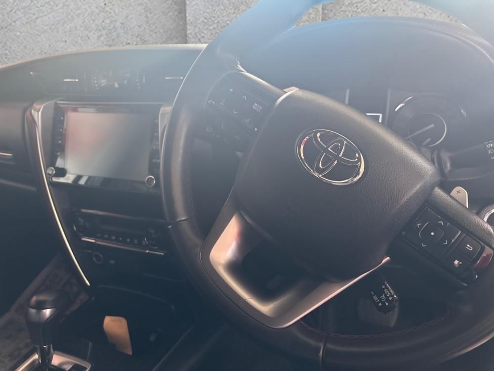 Toyota Fortuner 2.8 Gd-6 Rb At