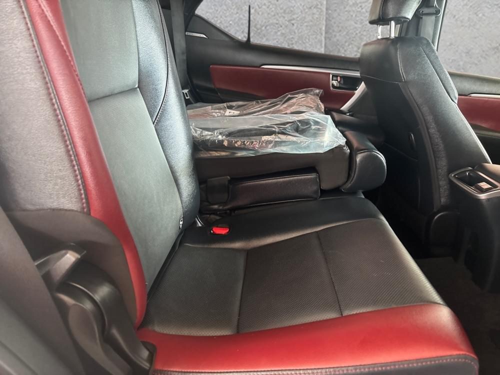 Toyota Fortuner 2.8 Gd-6 Rb At