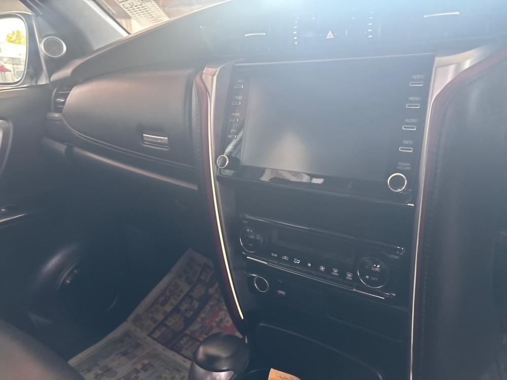 Toyota Fortuner 2.8 Gd-6 Rb At