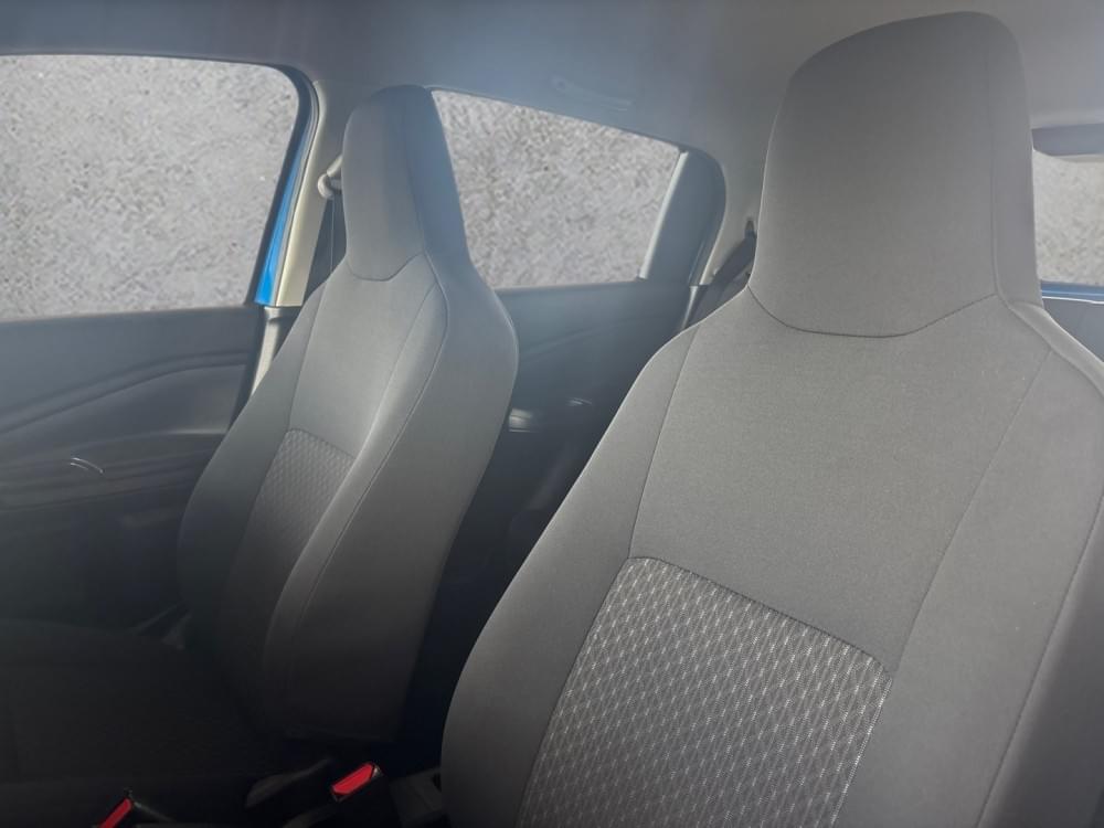 Toyota Vitz 1.0 Xr Amt