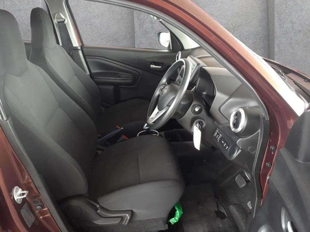 Toyota Vitz 1.0 Xr Amt