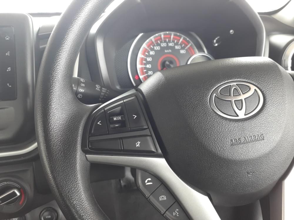 Toyota Vitz 1.0 Xr Amt
