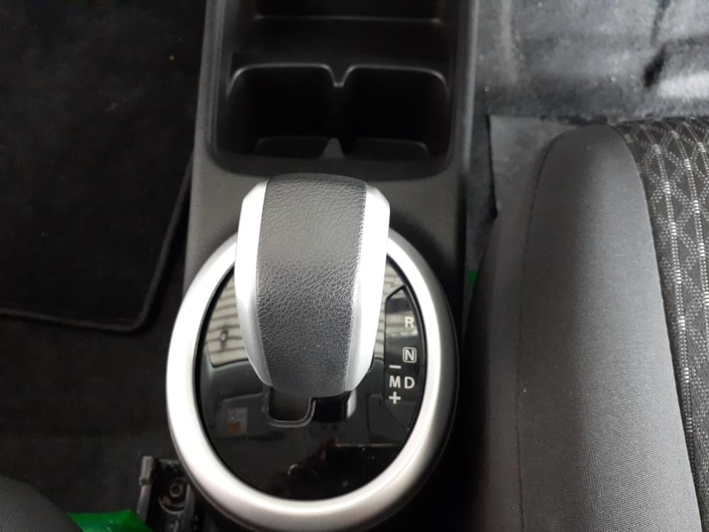 Toyota Vitz 1.0 Xr Amt