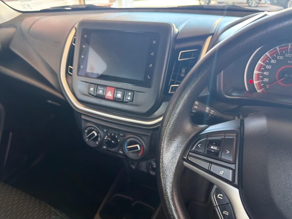 Toyota Vitz 1.0 Xr Amt