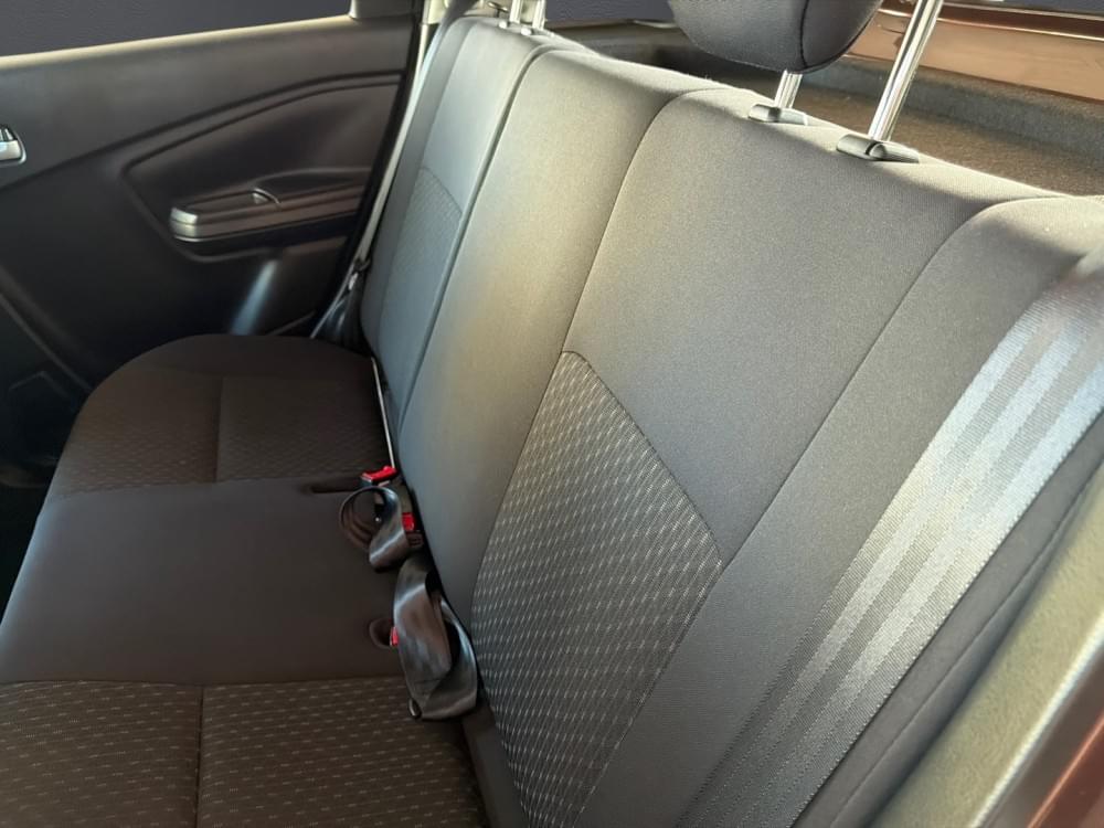 Toyota Vitz 1.0 Xr Amt