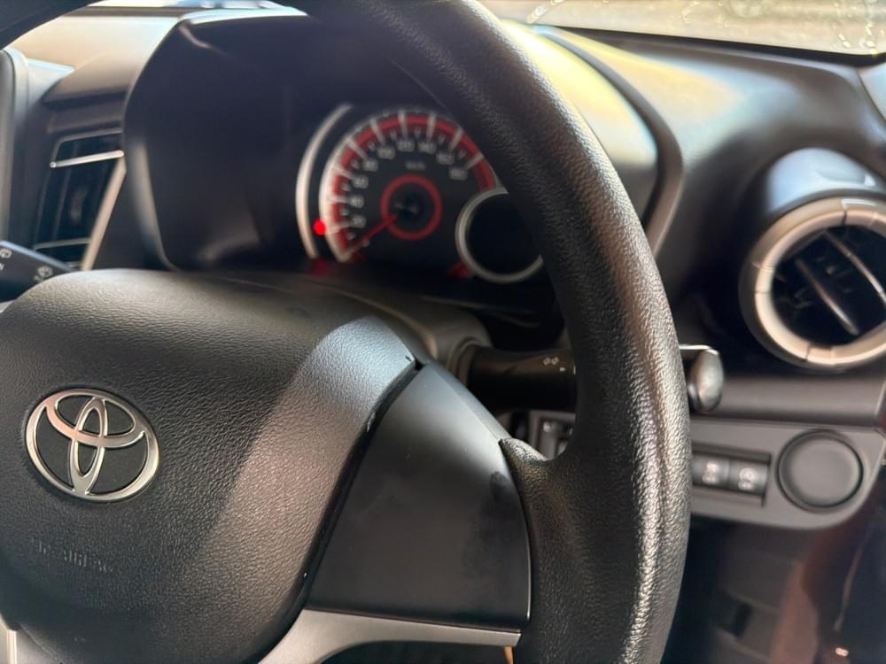 Toyota Vitz 1.0 Xr Amt