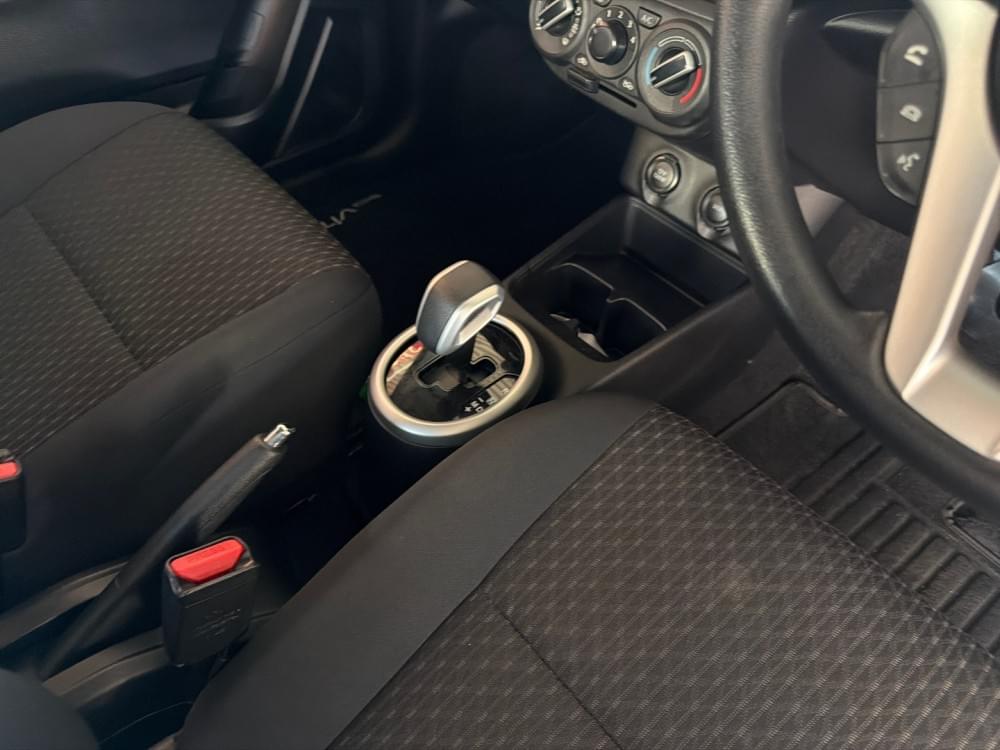 Toyota Vitz 1.0 Xr Amt