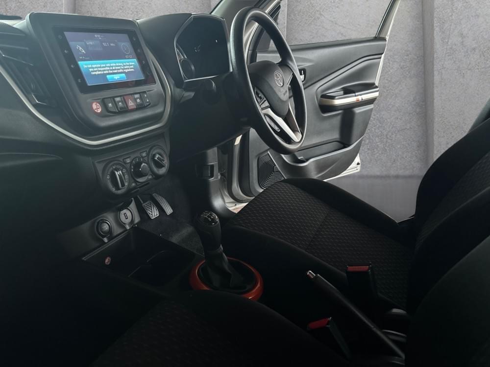 Toyota Vitz 1.0 Xr X-Cite