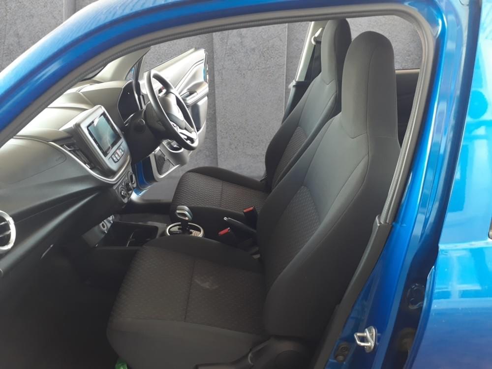 Toyota Vitz 1.0 Xr Amt