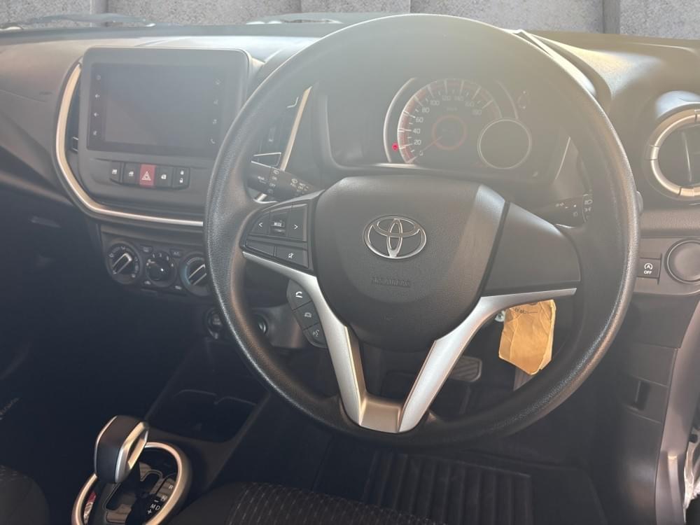 Toyota Vitz 1.0 Xr Amt