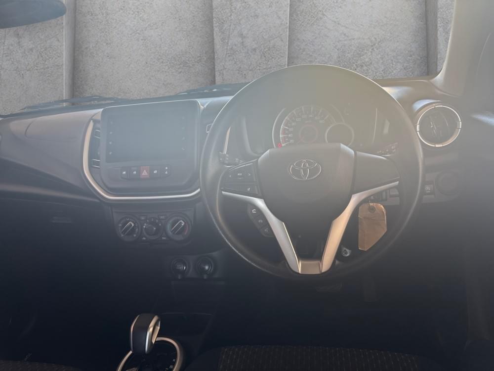 Toyota Vitz 1.0 Xr Amt