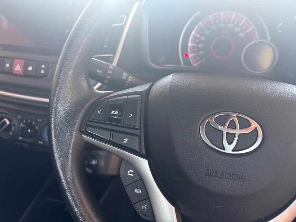Toyota Vitz 1.0 Xr Amt