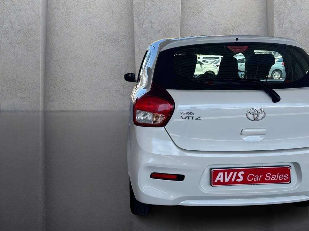 Toyota Vitz 1.0 Xr Amt