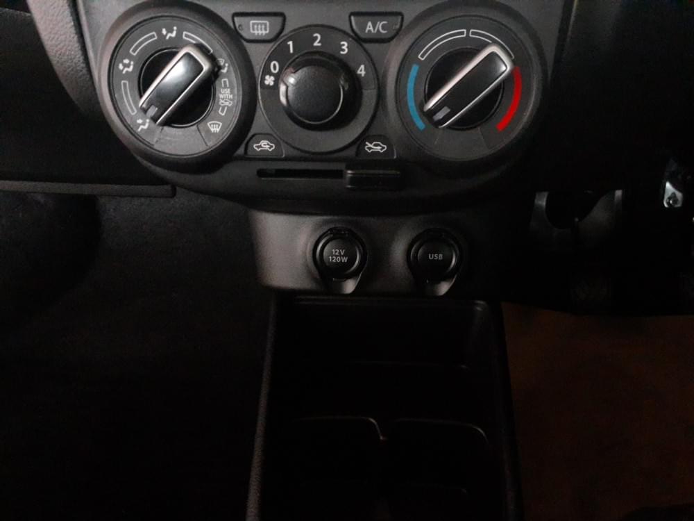 Toyota Vitz 1.0 Xr