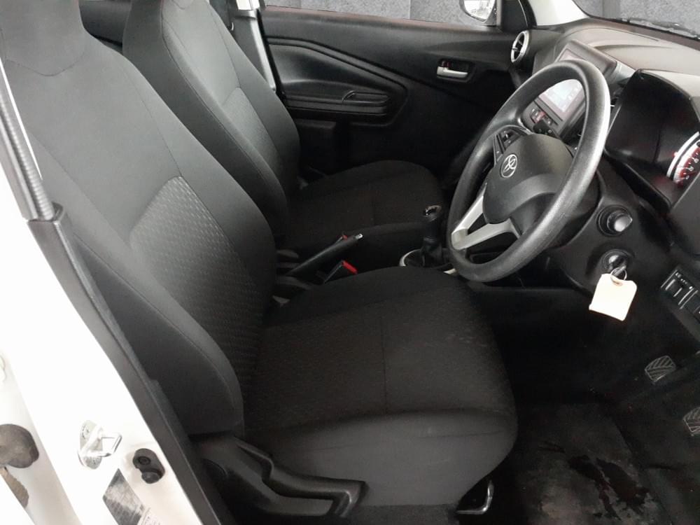 Toyota Vitz 1.0 Xr