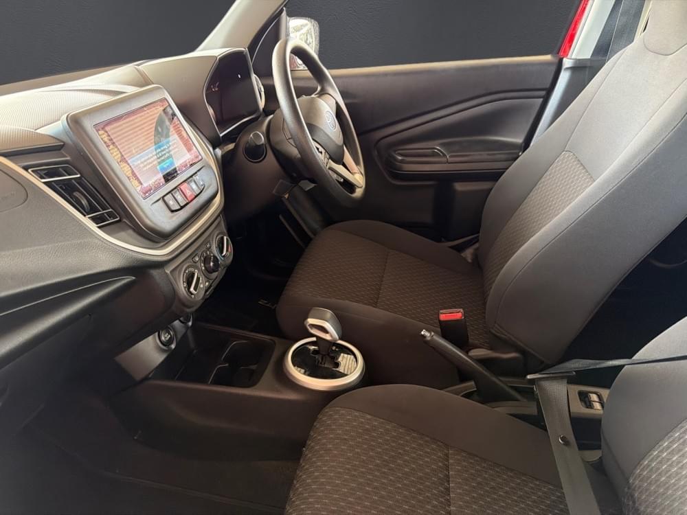 Toyota Vitz 1.0 Xr Amt