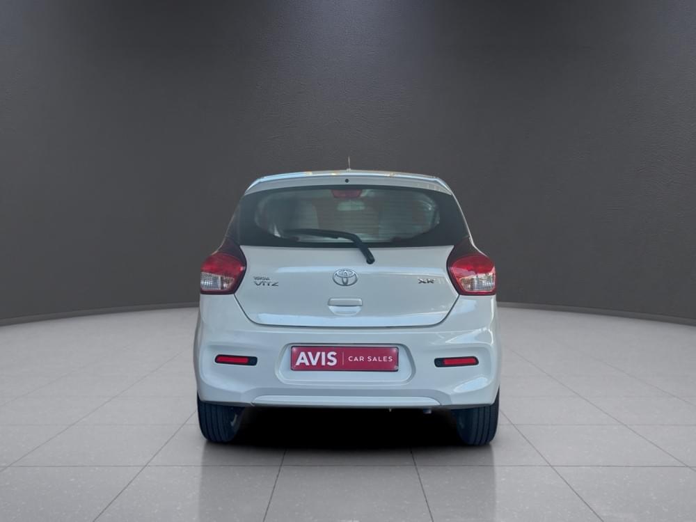 Toyota Vitz 1.0 Xr Amt