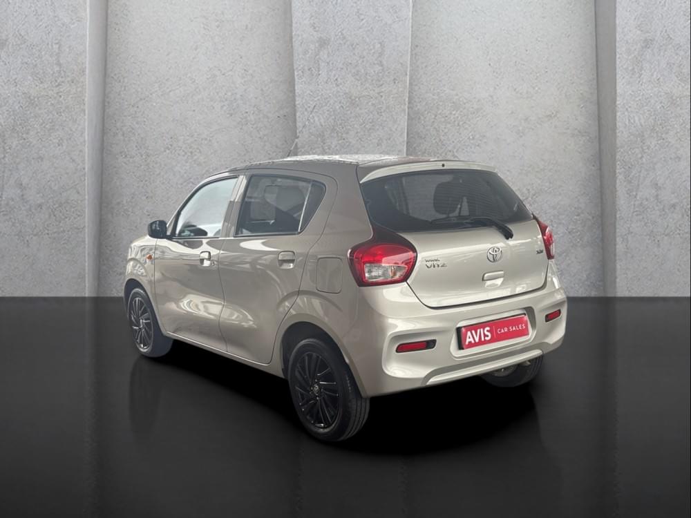 Toyota Vitz 1.0 Xr Amt