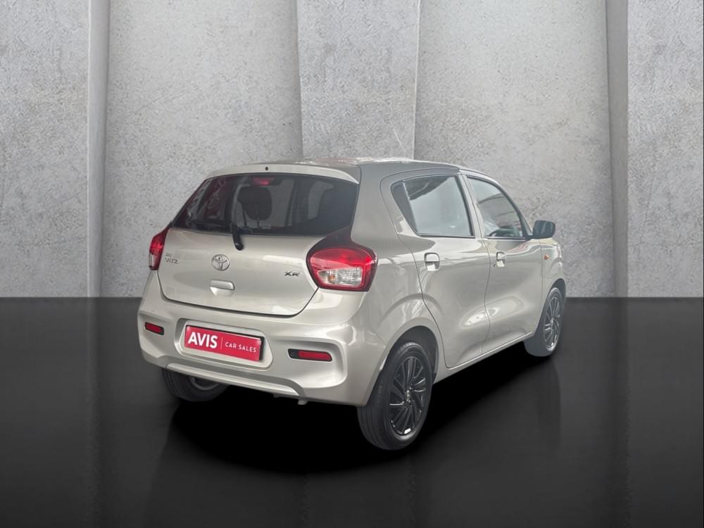 Toyota Vitz 1.0 Xr Amt