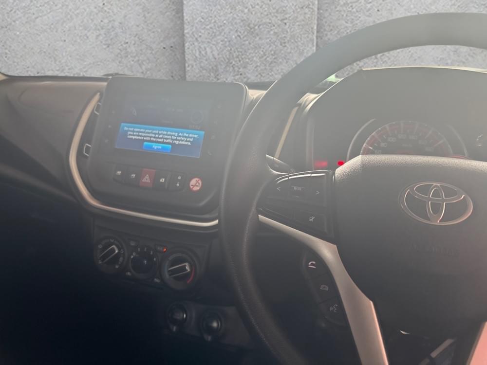 Toyota Vitz 1.0 Xr Amt