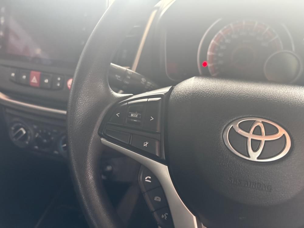 Toyota Vitz 1.0 Xr Amt