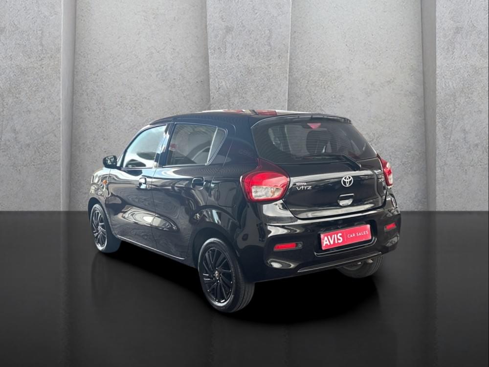 Toyota Vitz 1.0 Xr Amt