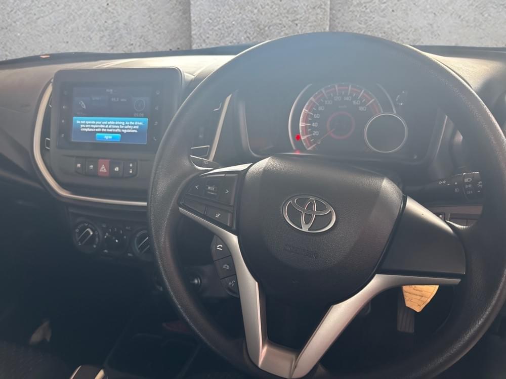 Toyota Vitz 1.0 Xr Amt