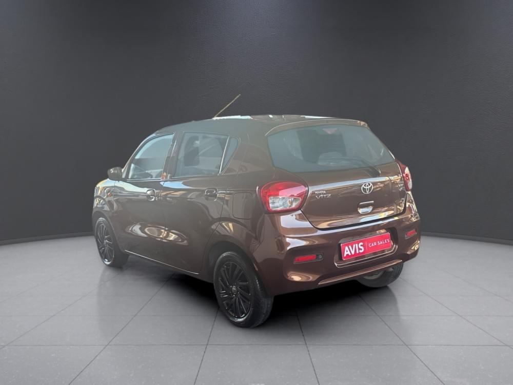 Toyota Vitz 1.0 Xr Amt