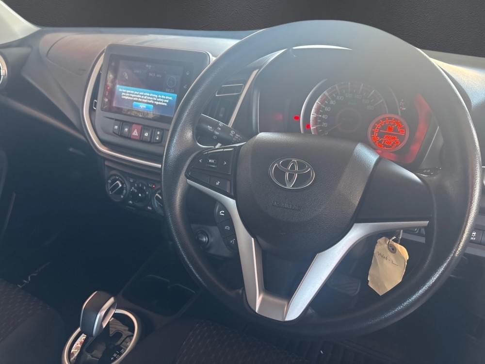 Toyota Vitz 1.0 Xr Amt