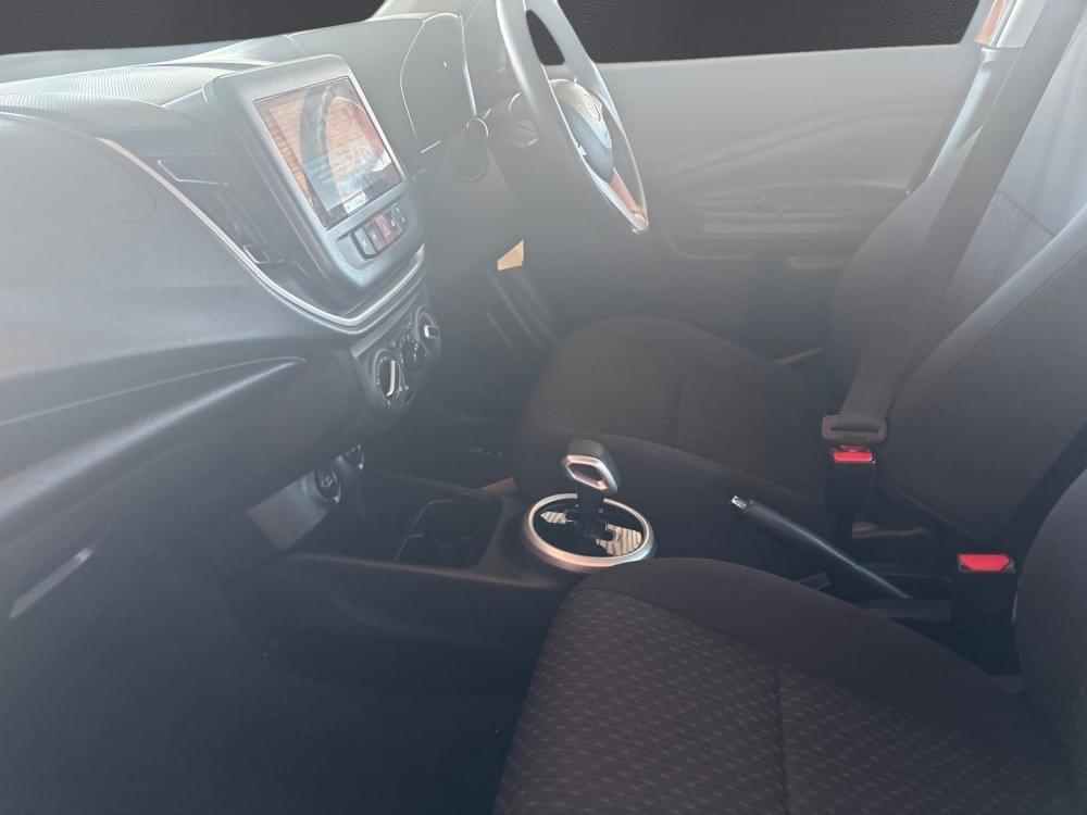 Toyota Vitz 1.0 Xr Amt